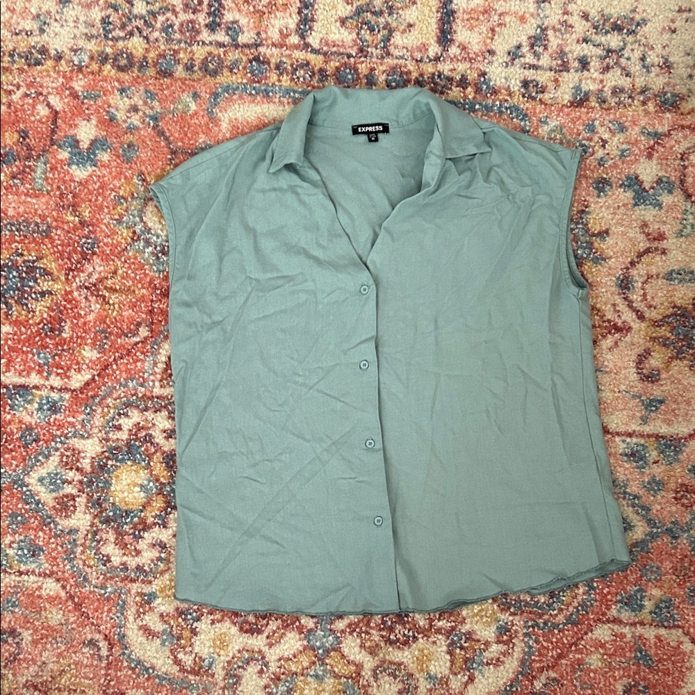 Express Light Green Sleeveless Button-Down Shirt
